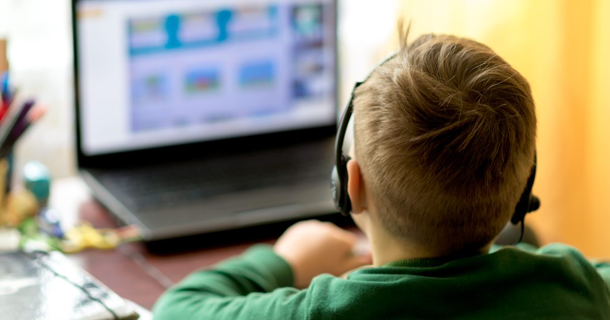 Scaling educational programmes without losing impact | EEF