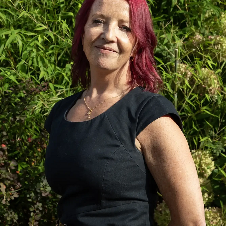 Louise Astbury