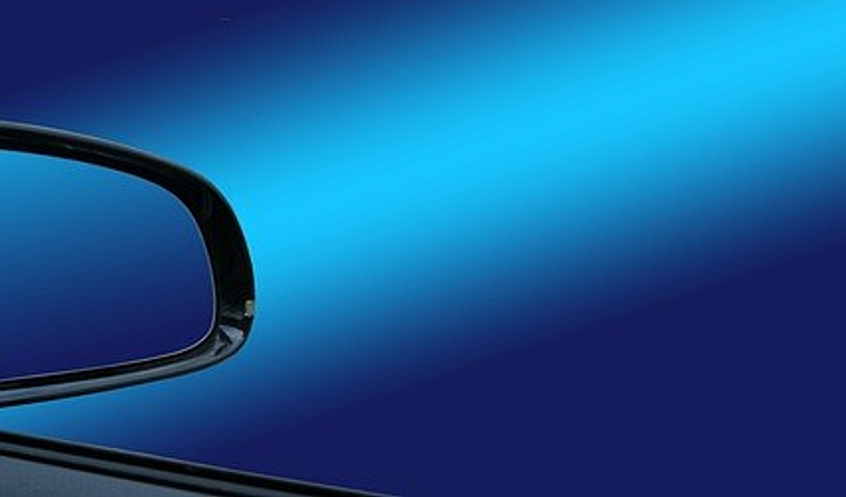 Rearview mirror 2480516 640