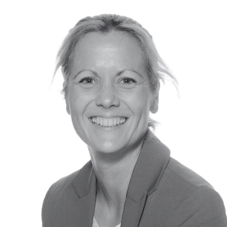 Dr Lizzy Ford