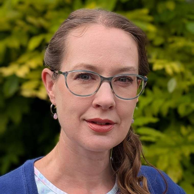 Helen K sq